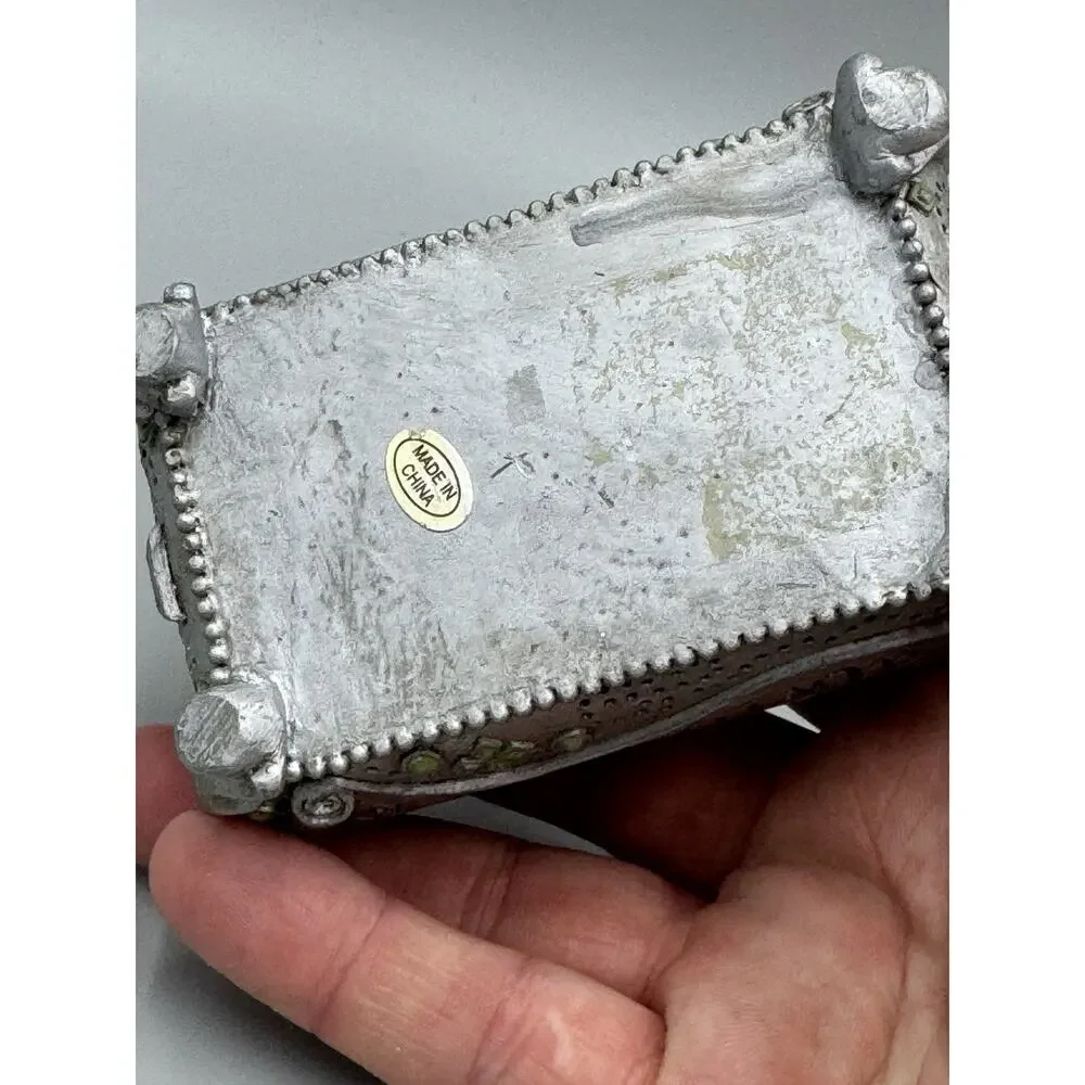 Gray‎ Colored Victorian Design Style “Gather Your Dreams” Trinket Box READ